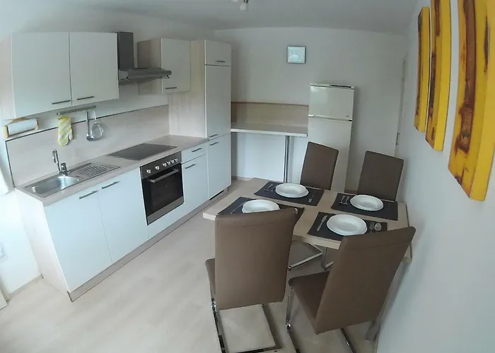 The Place * Λιουμπλιάνα