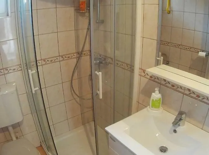 Počitniška hiša The Place *